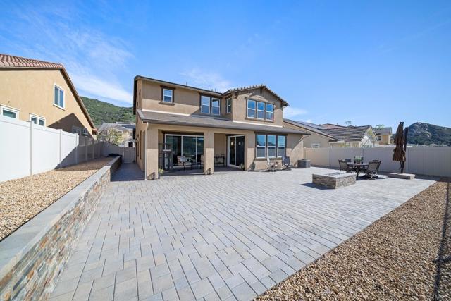 Detail Gallery Image 22 of 69 For 35764 Bay Morgan Lane, Fallbrook,  CA 92028 - 4 Beds | 3/1 Baths