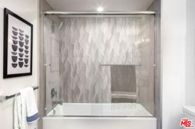 Virtually staged model home ph