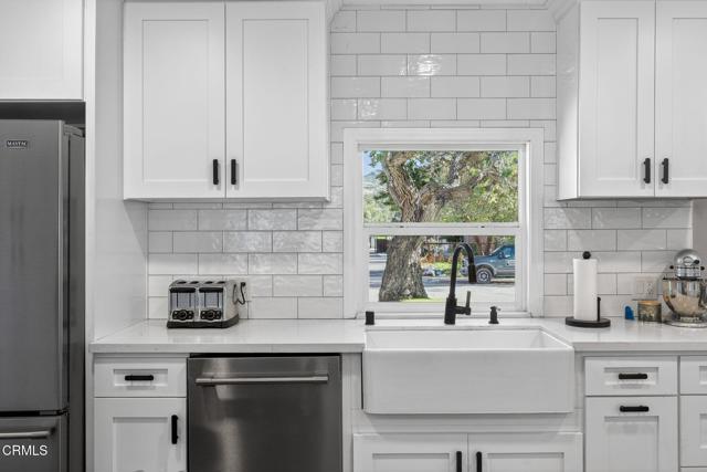 Detail Gallery Image 19 of 46 For 1328 Mariposa Dr, Santa Paula,  CA 93060 - 4 Beds | 2 Baths