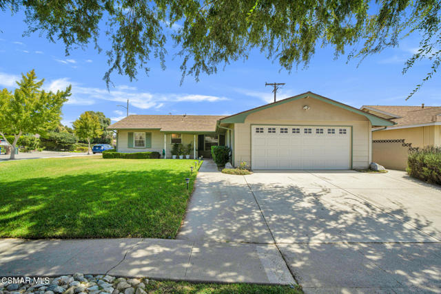 624 Montgomery Avenue, Ventura CA: https://media.crmls.org/mediaz/e1a9efe3-add0-450e-a5a4-07fbdce1cf12.jpg