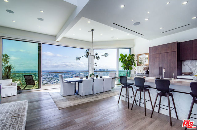 8572 Hillside Avenue, Los Angeles CA: https://media.crmls.org/mediaz/e1ab5d70-8bf1-4423-9b54-d83db62e3c45.jpg