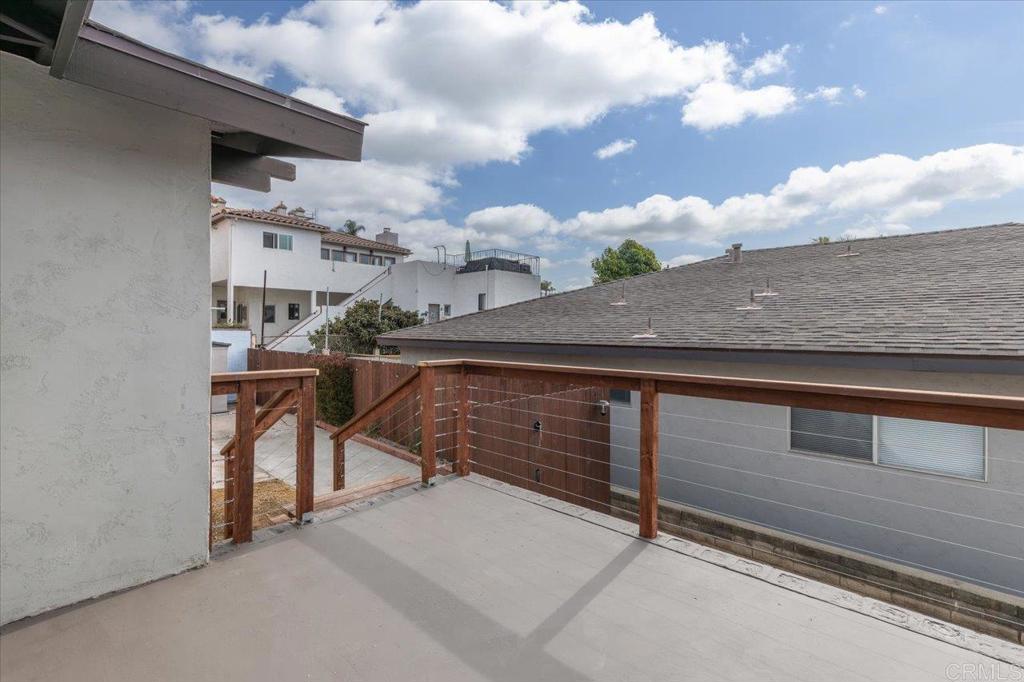 2453 Curlew St - photo 17