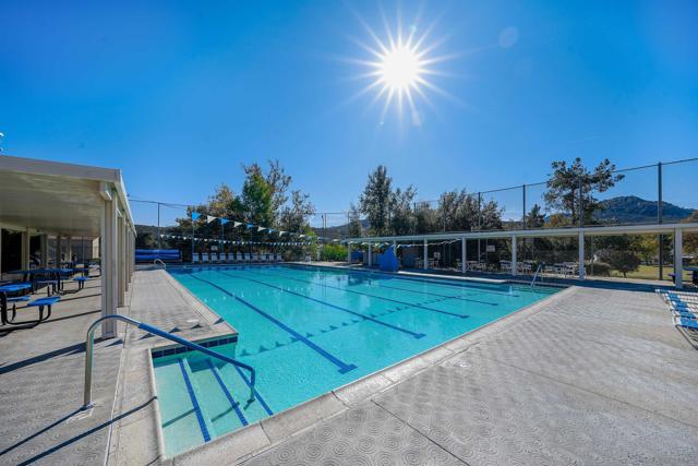 16112 Arena Drive, Ramona CA: https://media.crmls.org/mediaz/e1abe101-defc-4136-b2bc-be69b95d8449.jpg