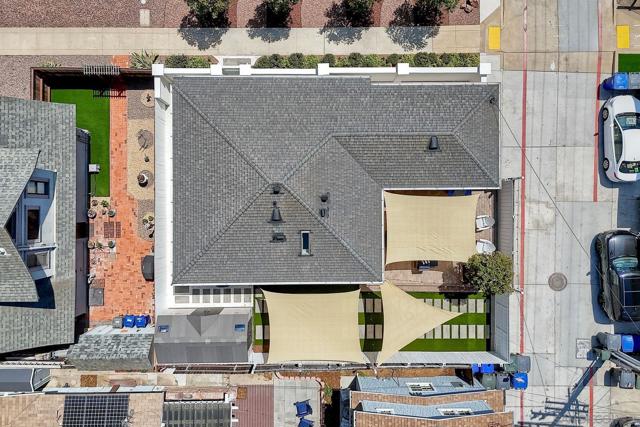 1221 4th St, San Diego CA: https://media.crmls.org/mediaz/e1ac0ecf-dde9-4630-aba8-62a751cdd68a.jpg