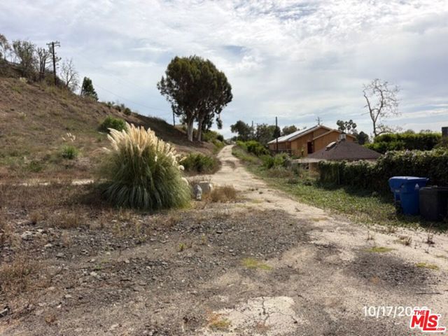 949 Las Lomas Avenue photo 15