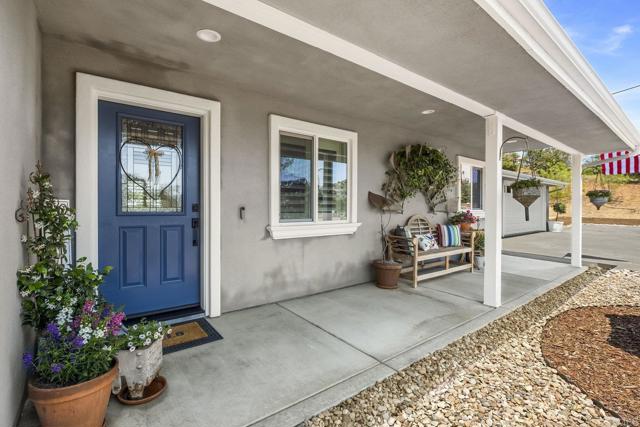 Detail Gallery Image 10 of 37 For 28946 Aerie Rd, Valley Center,  CA 92082 - 3 Beds | 2 Baths