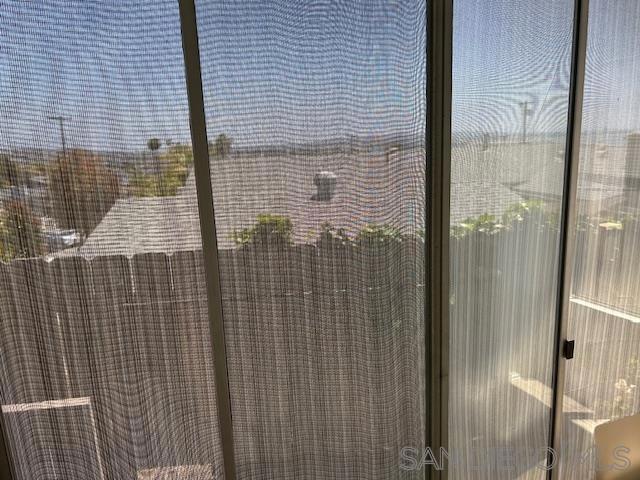 3154 Lloyd St, San Diego CA: https://media.crmls.org/mediaz/e1adcd9b-418a-4b00-9653-35c5b4c51cff.jpg