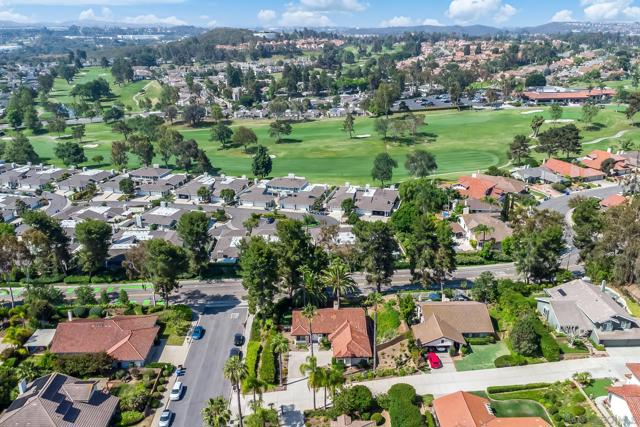 1857 Goldenrod Ln, Vista CA: https://media.crmls.org/mediaz/e1adf73e-689e-48d5-96e1-066bc159f98b.jpg