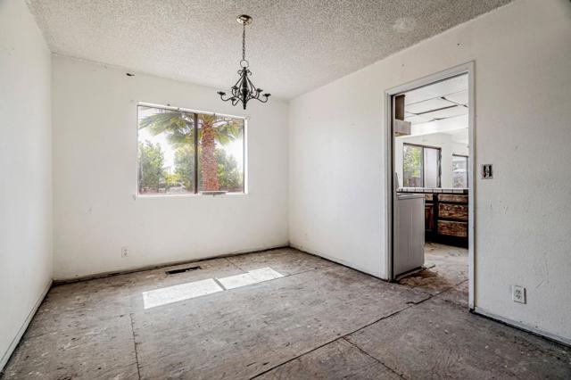 3047 Rollingwood Court, San Jose CA: https://media.crmls.org/mediaz/e1ae57c4-d062-4547-8a2e-8b71f7906e08.jpg