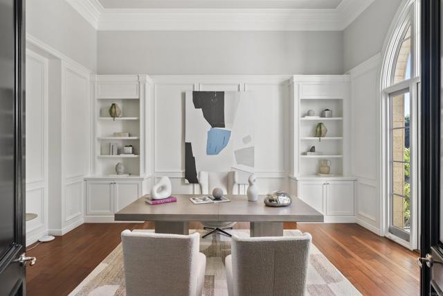 17324 Calle Serena, Rancho Santa Fe CA: https://media.crmls.org/mediaz/e1af864e-ee11-4aa6-b989-5480e14608dc.jpg
