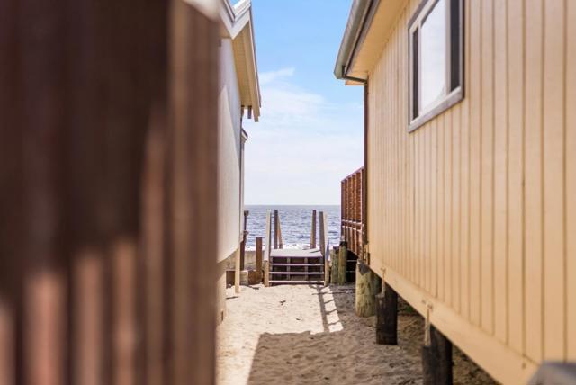 621 Beach Drive, Aptos CA: https://media.crmls.org/mediaz/e1b04e47-4da3-4361-907c-b66e66116314.jpg
