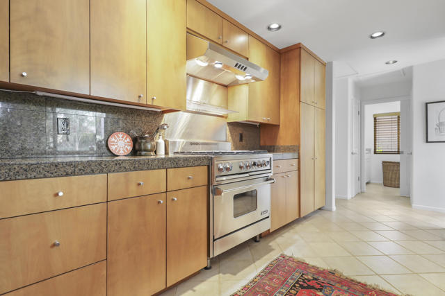 75745 Osage Trail, Indian Wells CA: https://media.crmls.org/mediaz/e1b06fbb-dc2a-4272-9d0e-b92d407329ab.jpg