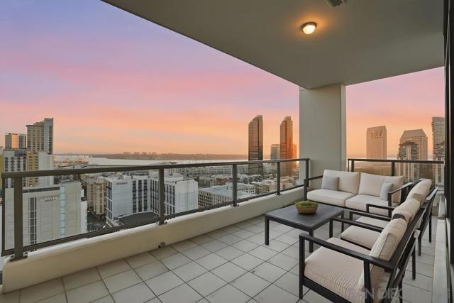 575 6th Ave, San Diego CA: https://media.crmls.org/mediaz/e1b0e37a-00c8-4cfb-a59b-3489f1707dfe.jpg