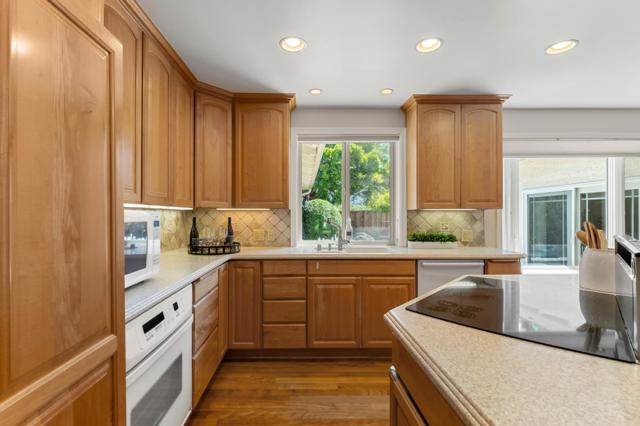 11108 Sutherland Avenue, Cupertino CA: https://media.crmls.org/mediaz/e1b0fd59-8efc-4e52-8d1c-488a9df37d89.jpg