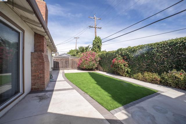 5083 Miramar, San Jose CA: https://media.crmls.org/mediaz/e1b130d5-3770-41f3-8e79-055e688ce3f3.jpg