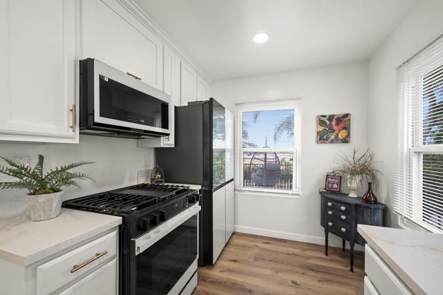 3710 Milan Street, Point Loma CA: https://media.crmls.org/mediaz/e1b166a2-7ed7-41cd-80d0-bca30ea7d5c6.jpg