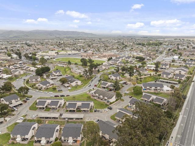 918 Acosta Plaza, Salinas CA: https://media.crmls.org/mediaz/e1b2362d-674e-4282-a321-823c5cac24c8.jpg