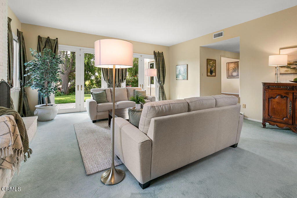 MLS #V1-33351 image #14