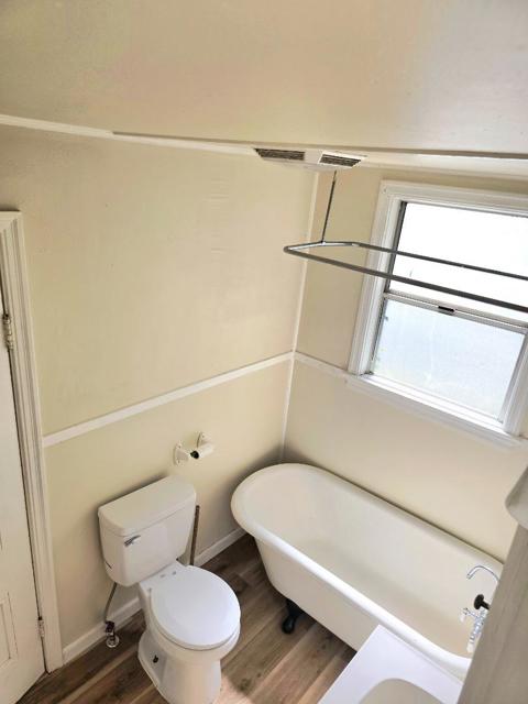 129 Broadway, Jackson CA: https://media.crmls.org/mediaz/e1b42d99-6441-48a3-a217-99a1f819d57b.jpg
