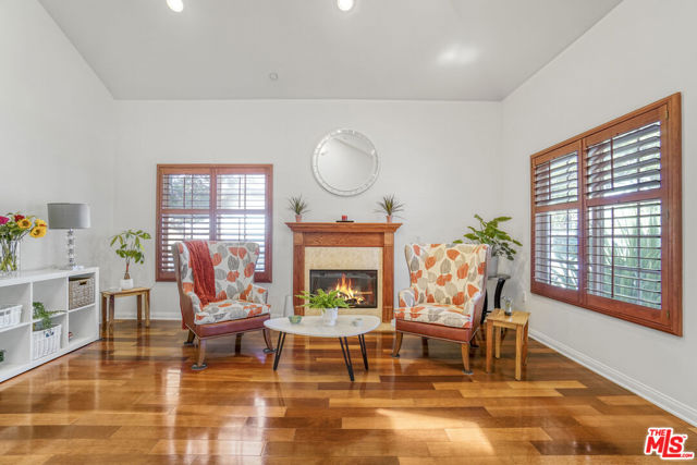 10943 Barman Avenue, Culver City CA: https://media.crmls.org/mediaz/e1b48247-aa78-40d2-a727-ab6fd1150fea.jpg