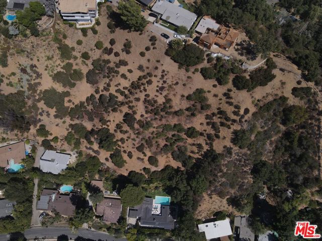 0 Allenwood, Los Angeles CA: https://media.crmls.org/mediaz/e1b4bdd2-e4fe-4943-b032-f973f02d882a.jpg