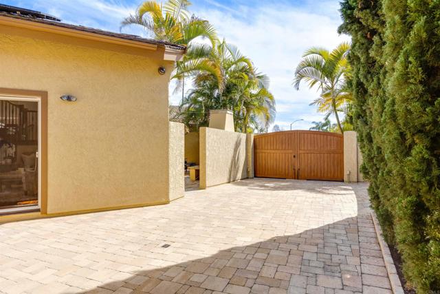 Detail Gallery Image 49 of 51 For 1025 Monterey Vista Way, Encinitas,  CA 92024 - 4 Beds | 2/1 Baths