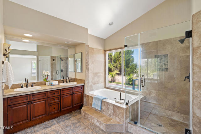 1365 La Culebra Circle, Camarillo CA: https://media.crmls.org/mediaz/e1b54bbd-8c0e-4fcc-8481-7b84ad7f4554.jpg