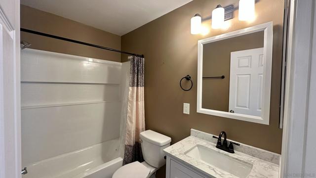 16142 Dartolo Rd., Ramona CA: https://media.crmls.org/mediaz/e1b56cd8-93a3-4b02-8e6d-d53bae0c96d9.jpg