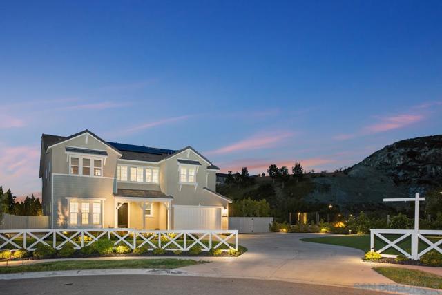 2807 California Poppy Street, Escondido CA: https://media.crmls.org/mediaz/e1b5ccc9-8a9a-4231-b91c-a2b42eb148e1.jpg