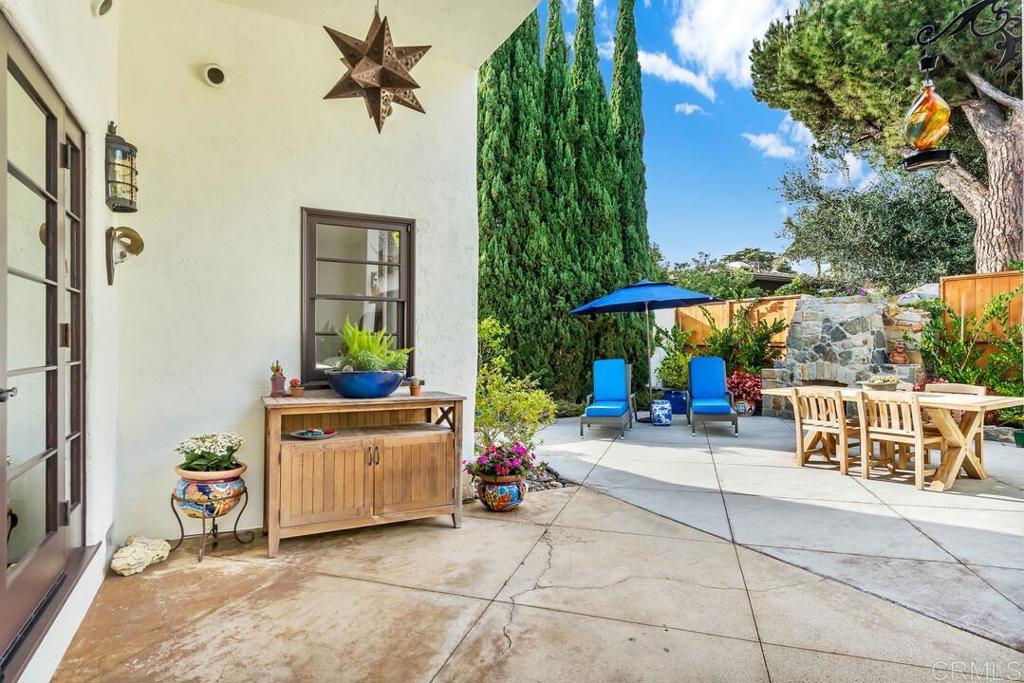 2226 Juan Street - photo 19