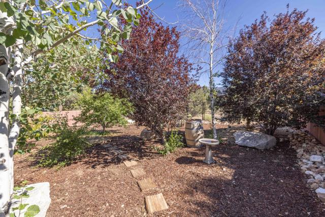 1239 E Alpinview Drive, Big Bear CA: https://media.crmls.org/mediaz/e1b732a8-018a-4df4-832c-16c61e5922e3.jpg