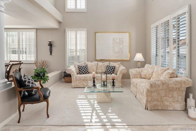 18027 Chieftain Ct, San Diego CA: https://media.crmls.org/mediaz/e1b74ec8-1e27-4567-9f2a-74837ba9defa.jpg
