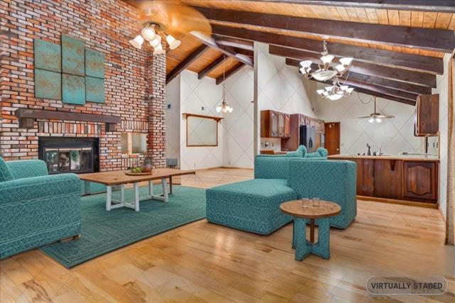 24903 Oakana Rd, Ramona CA: https://media.crmls.org/mediaz/e1b75c0d-7e62-46ae-918b-b5fbe9fab68f.jpg