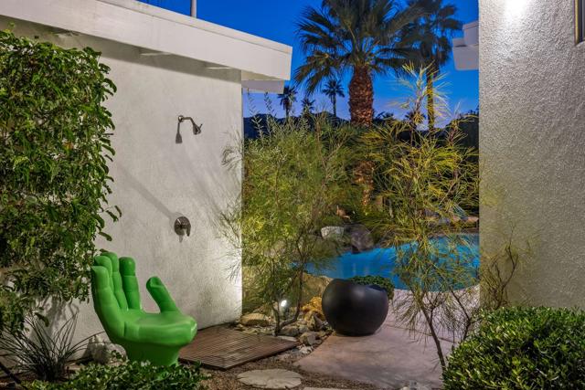 71653 Mirage Road, Rancho Mirage CA: https://media.crmls.org/mediaz/e1b794fd-1bc5-48be-8d67-db48fd380a69.jpg
