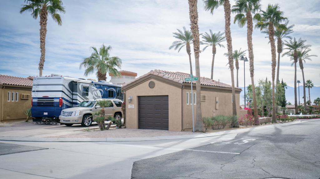 86111 Arrowood Avenue