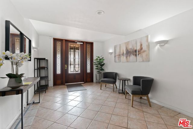 1831 Prosser Avenue, Los Angeles CA: https://media.crmls.org/mediaz/e1b84b08-b350-4066-8a62-c7f0711bec65.jpg