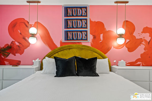 2602 N Whitewater Club Drive, Palm Springs CA: https://media.crmls.org/mediaz/e1b88fb2-09da-4611-ac80-91a90da66688.jpg