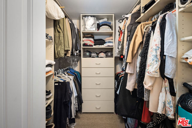 24 Westwind Street, Marina del Rey CA: https://media.crmls.org/mediaz/e1b8b322-d095-4041-9b8e-74eb3abe9c0f.jpg