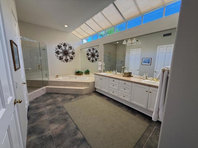 79765 Tangelo, La Quinta CA: https://media.crmls.org/mediaz/e1b90ee6-f928-4a08-8e81-4cf6ee29f2b6.jpg