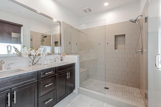 5358 Harvard Way, Cypress CA: https://media.crmls.org/mediaz/e1b91eeb-9857-4e75-a174-a4854ebbdc40.jpg