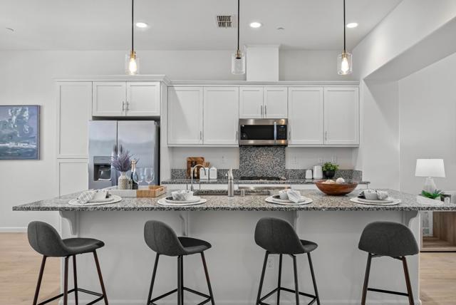 39857 Pelton Terrace, Newark CA: https://media.crmls.org/mediaz/e1b92346-5e6b-4017-8151-f84129744d15.jpg
