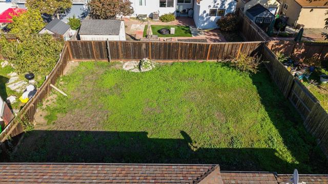 17472 Via Segundo, San Lorenzo CA: https://media.crmls.org/mediaz/e1b926c3-647c-4e86-8c9b-8e7b3c701929.jpg