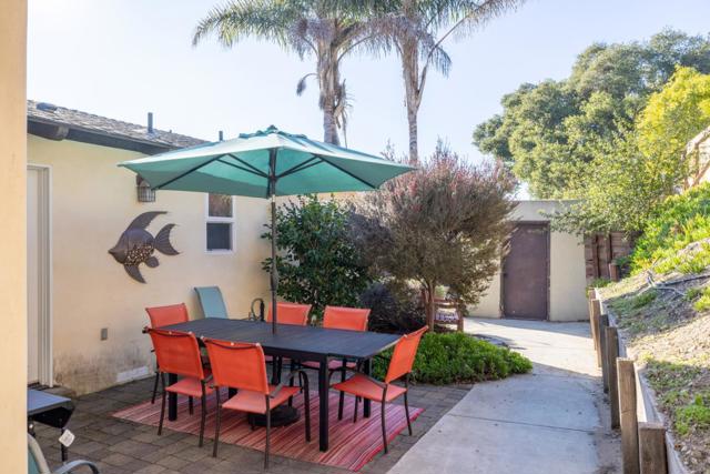 810 Altura Place, Del Rey Oaks CA: https://media.crmls.org/mediaz/e1b955b8-6c0e-4e72-babd-8cffe80703b9.jpg
