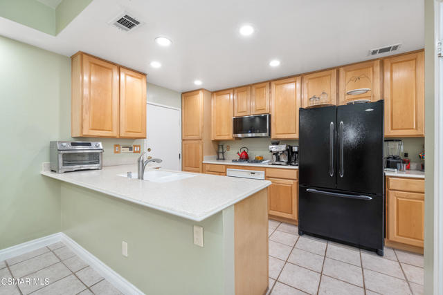 Image 13 of 37 For 652 Cardinal Ridge Lane B