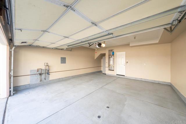 Detail Gallery Image 31 of 37 For 1279 Fools Gold Way, Chula Vista,  CA 91913 - 3 Beds | 2/1 Baths