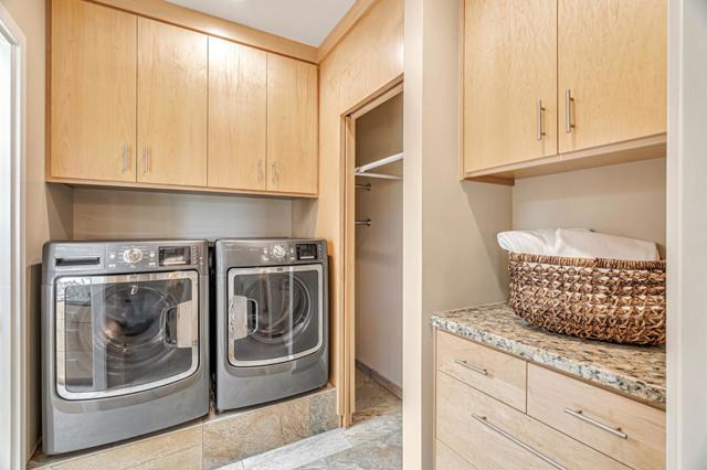 15010 Larga Vista Drive, Los Gatos CA: https://media.crmls.org/mediaz/e1ba90bb-49b6-4e63-97ce-0fbd9898d80a.jpg