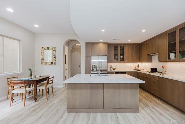 2740 E Bainbridge Road, San Diego CA: https://media.crmls.org/mediaz/e1bc6a53-5dd9-4410-9171-104e8704d4ee.jpg