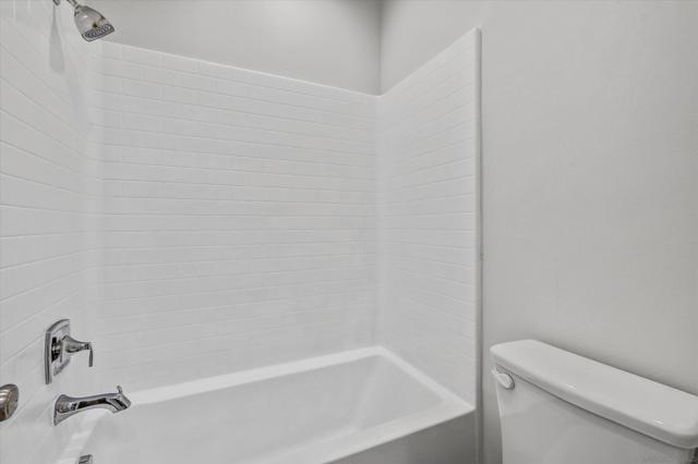 71 Kestrel, Irvine CA: https://media.crmls.org/mediaz/e1bca3e4-46e3-44b7-9bec-547aae4ba8e6.jpg