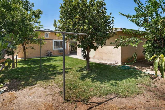 145 Earlham St, Orange, California 92869, 2 Bedrooms Bedrooms, ,2 BathroomsBathrooms,Single Family Residence,For Sale,Earlham St,240020317SD