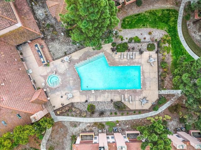 12059 Alta Carmel Ct, San Diego CA: https://media.crmls.org/mediaz/e1bd0f7d-ec4a-49b9-821c-4a15e6d4bb24.jpg